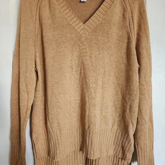 Women's Old Navy Cotton V-neck Camel Brown Sweater  size L - Picture 1 of 4